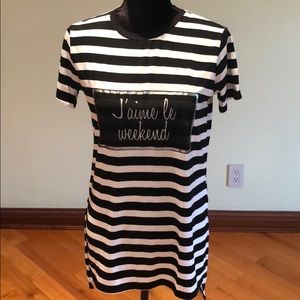 Atmosphere Black And White Cute Long Top Size 6✨